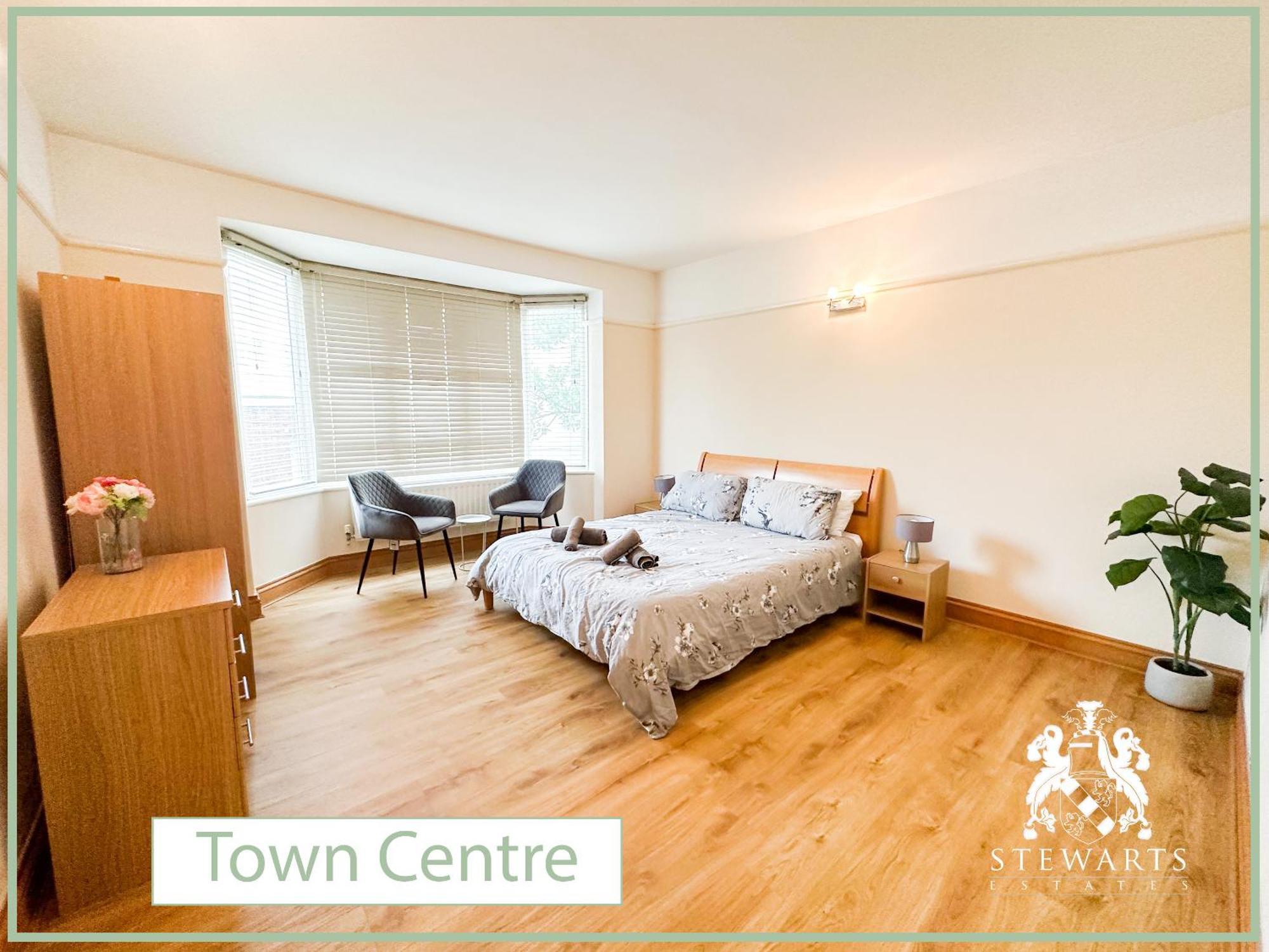 Town Centre Apartment Sleeps 9 Bournemouth Exterior foto